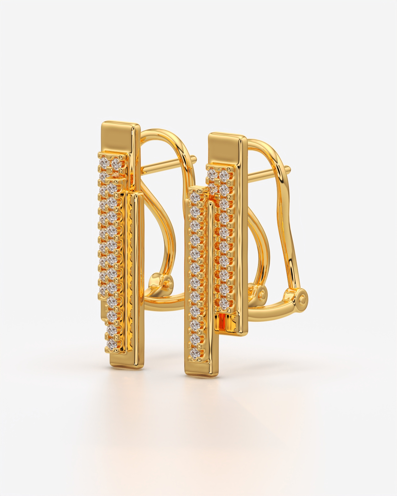 Plating option: 18K Gold